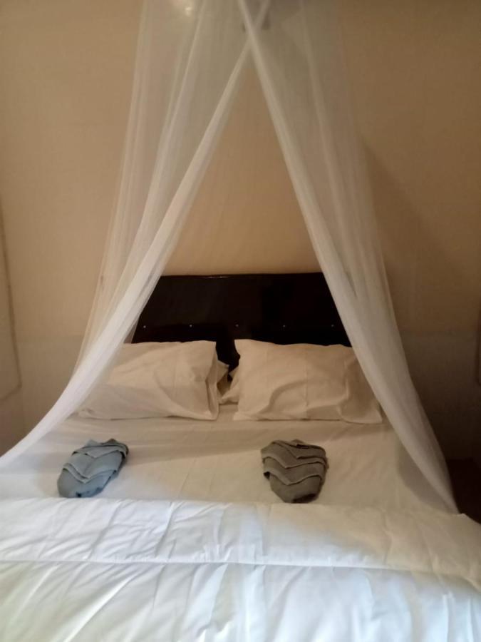 Black Sweet Bungalow Gili Air Exterior foto